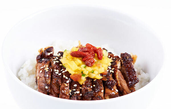 2Kaczka-z-salsa-mango-donburi.jpg