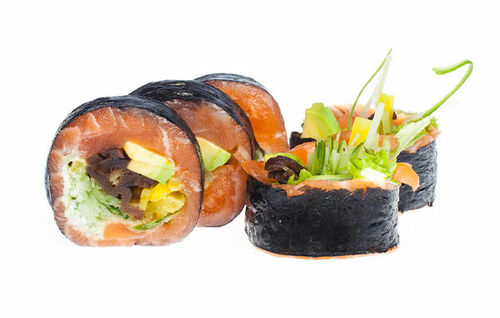 4Sashimi-maki-–-maki-bez-ryżu-–-łosoś.jpg